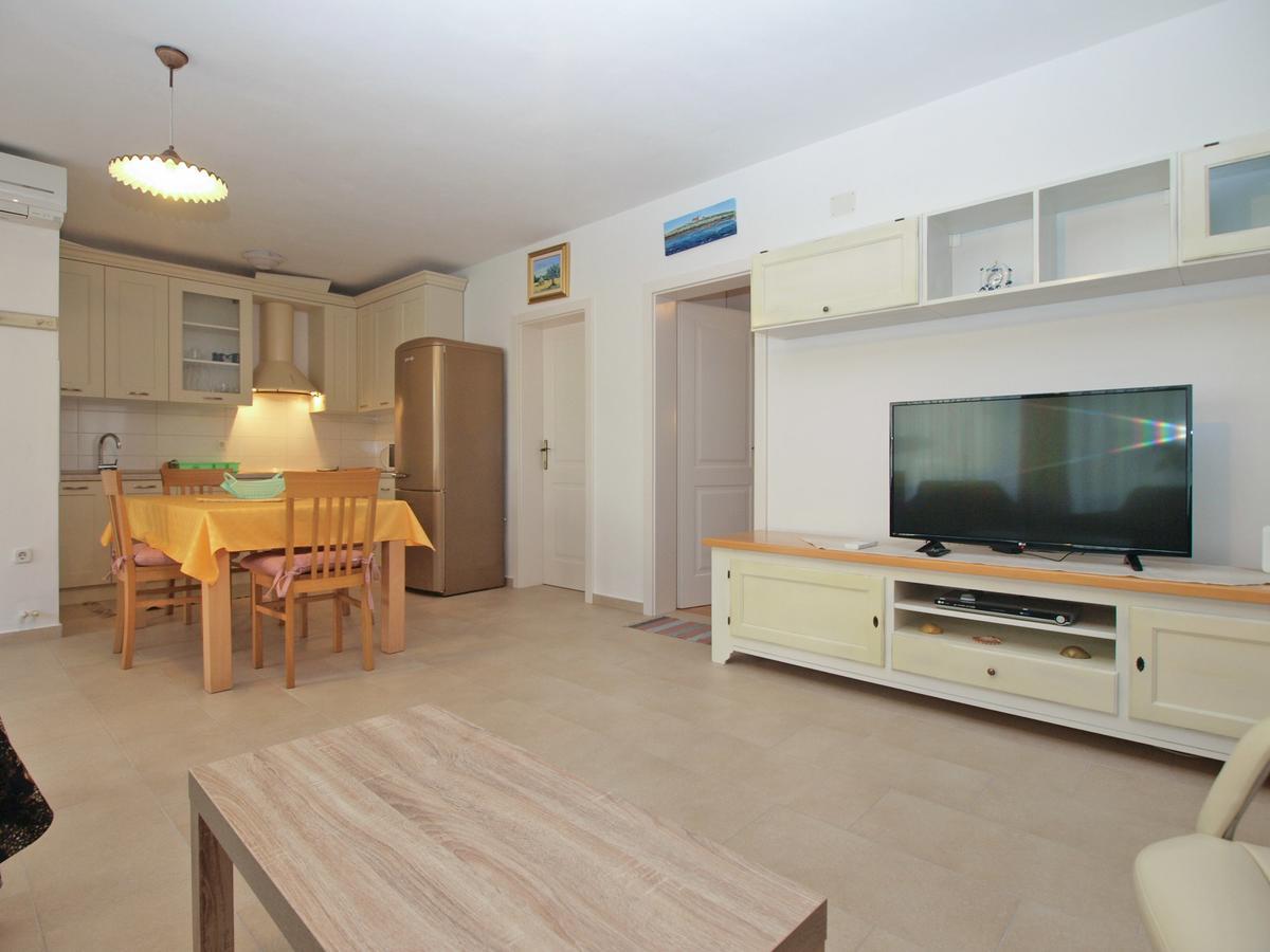 Apartments Ana 1707 Баньоле Екстериор снимка