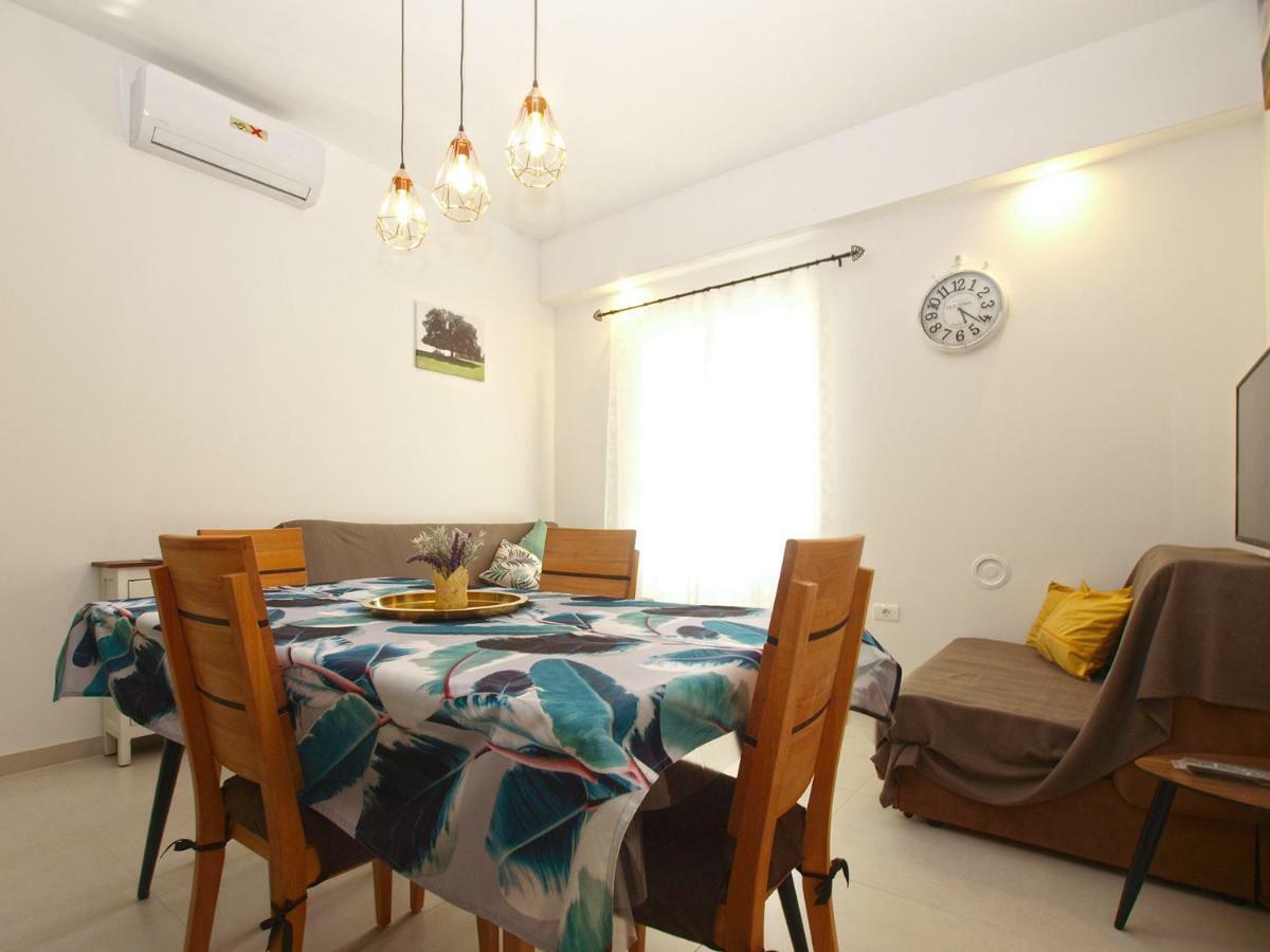 Apartments Ana 1707 Баньоле Екстериор снимка